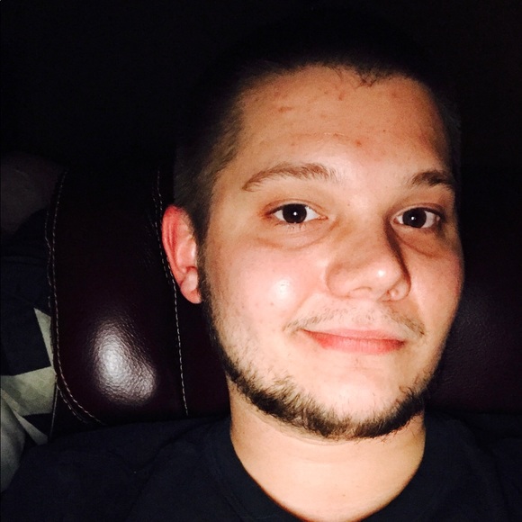 Meet your Posher, Dylan - Picture 1 of 1